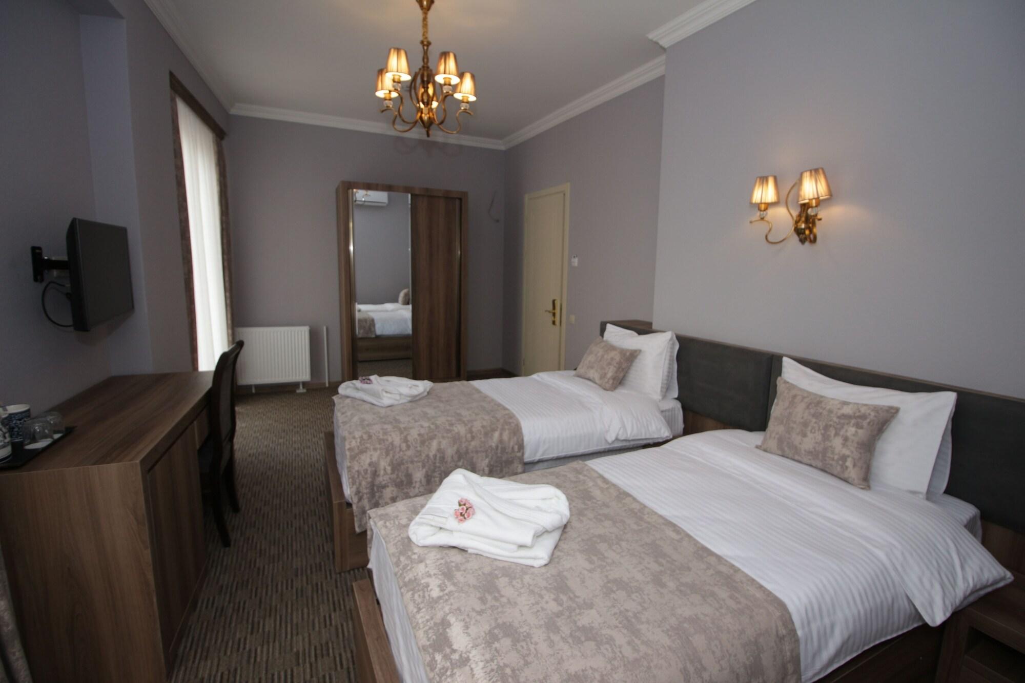 Hotel Pushkin Tbilisi Buitenkant foto