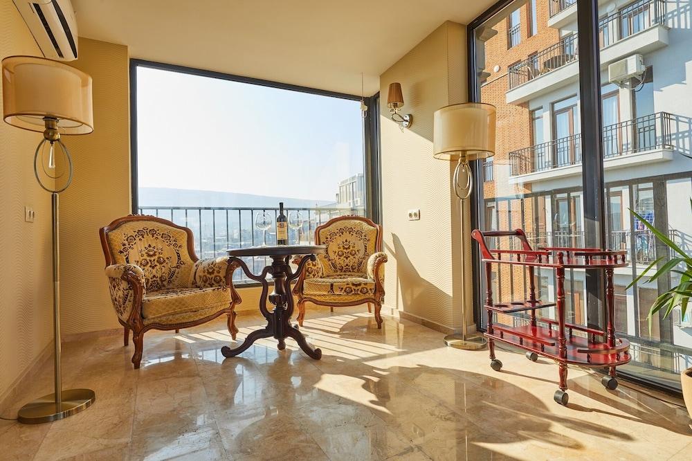 Hotel Pushkin Tbilisi Buitenkant foto