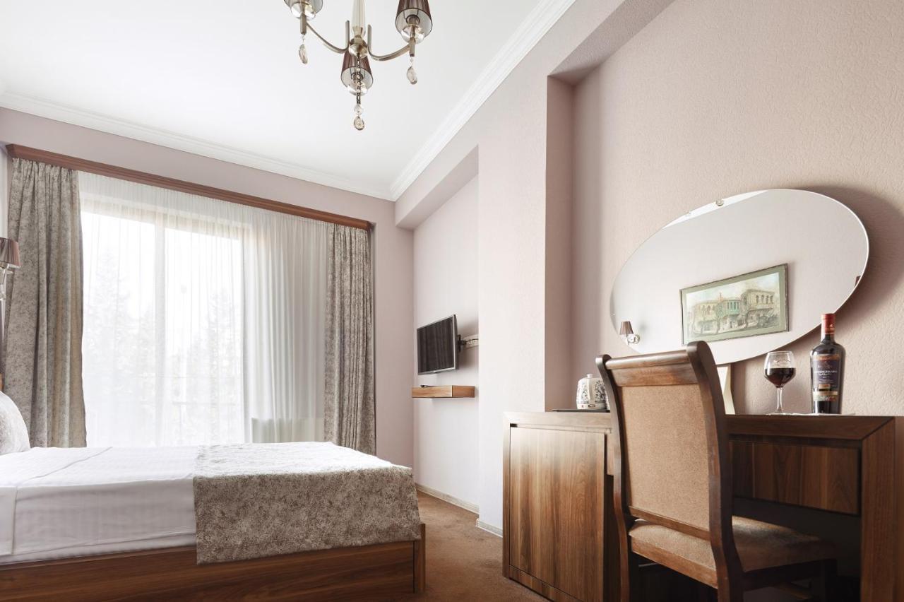 Hotel Pushkin Tbilisi Buitenkant foto