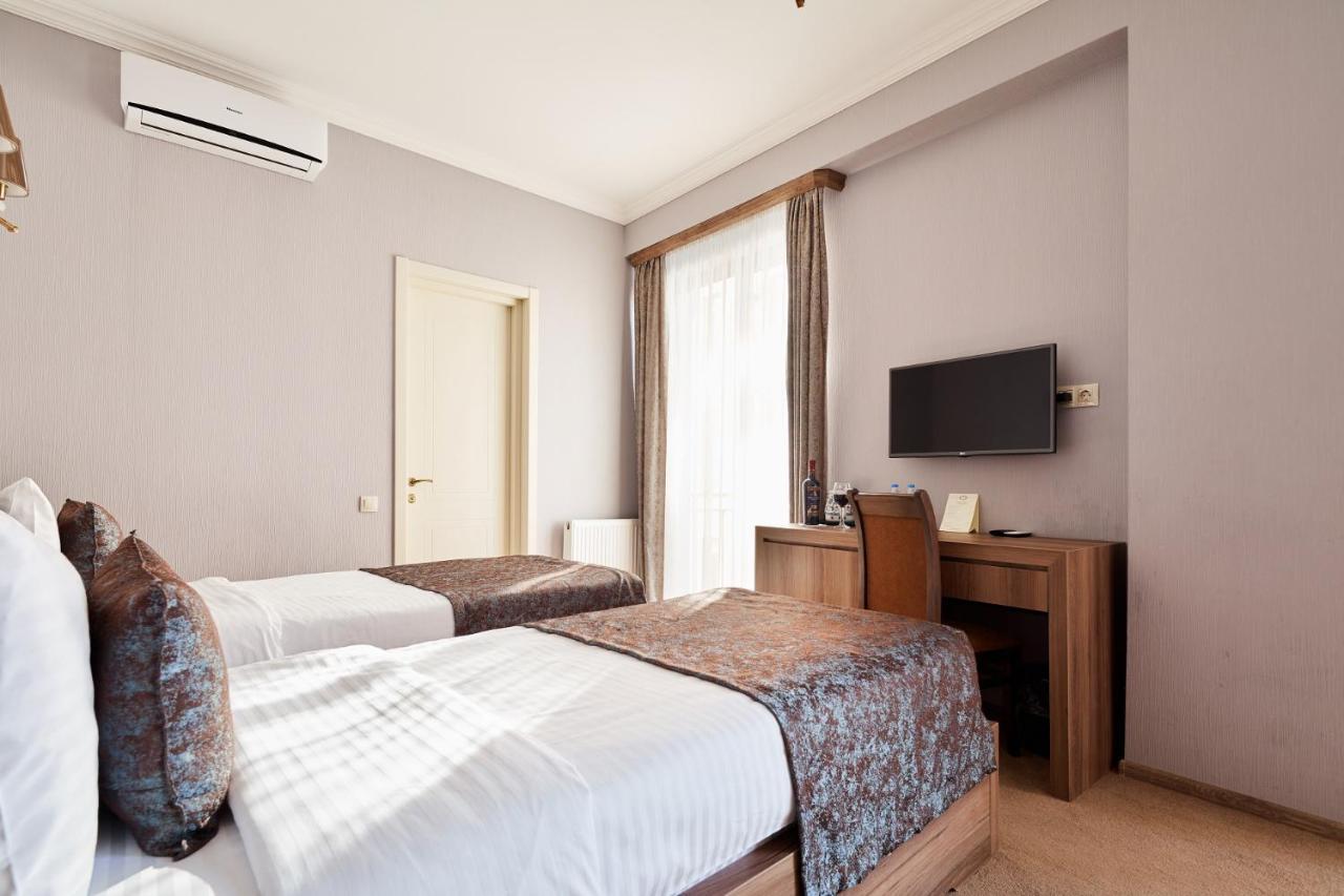 Hotel Pushkin Tbilisi Buitenkant foto